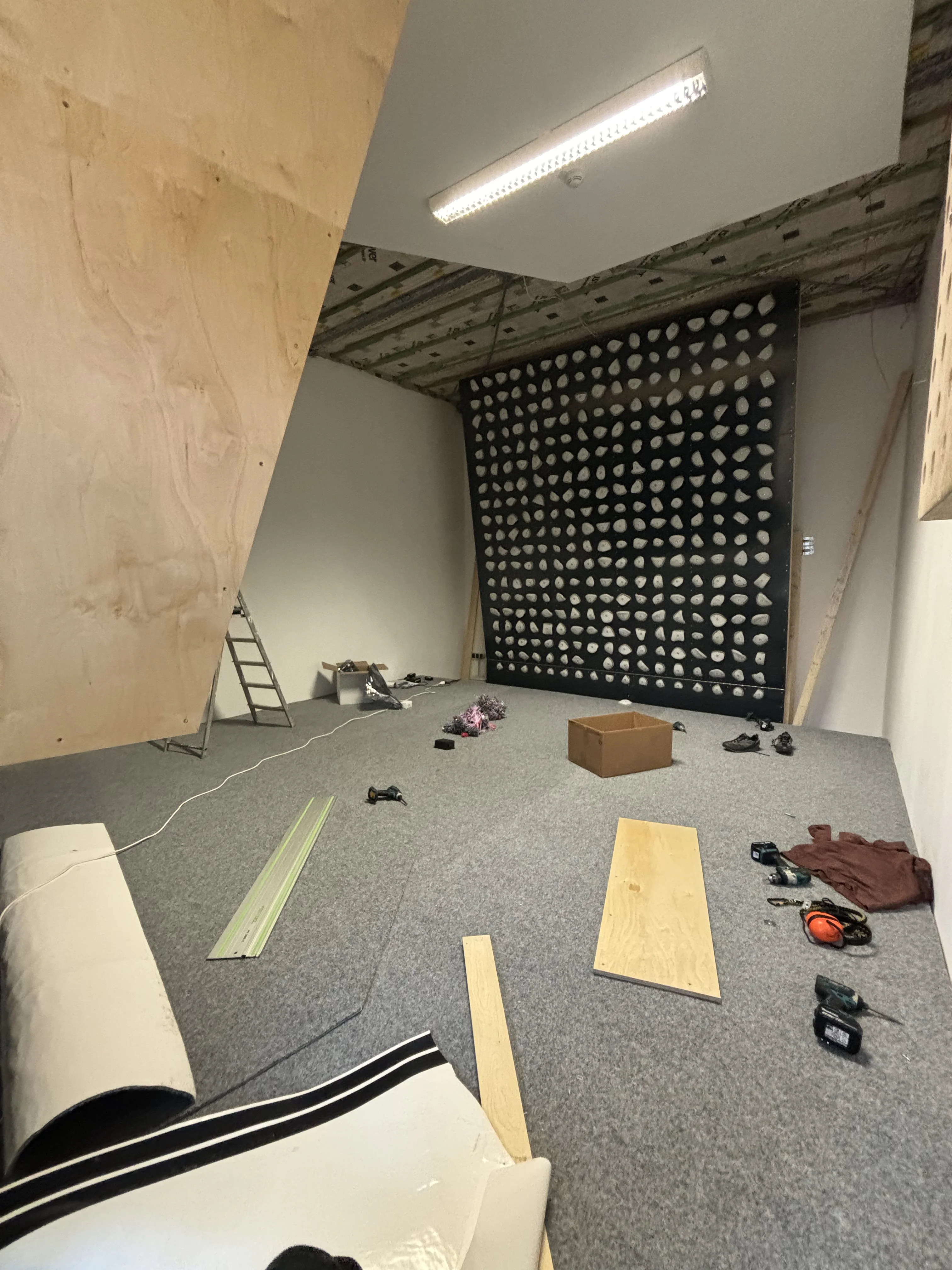 blocz - Kilterboard - 12x12 - Vollteppich Mattenbausatz 43 QM